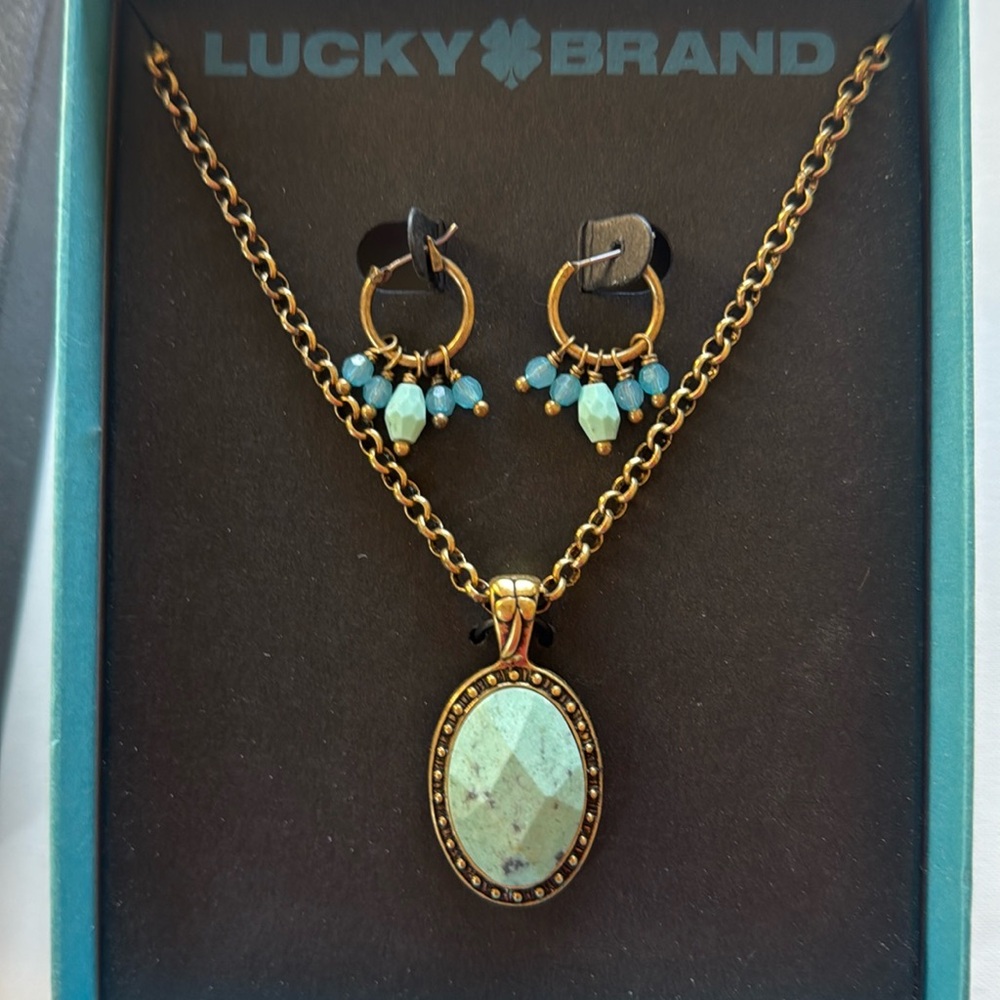 NWT Lucky Brand Jewelry Necklace Earrings Set in Box New Old Stock Blue Accents